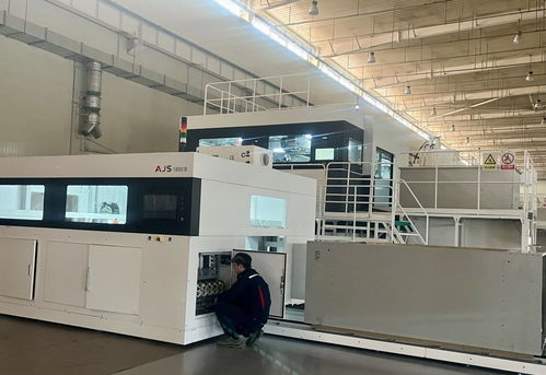 新春走基層 探訪鑄造3D打印智能工廠，感受創(chuàng)新脈動(dòng)中的“代駕服務(wù)”